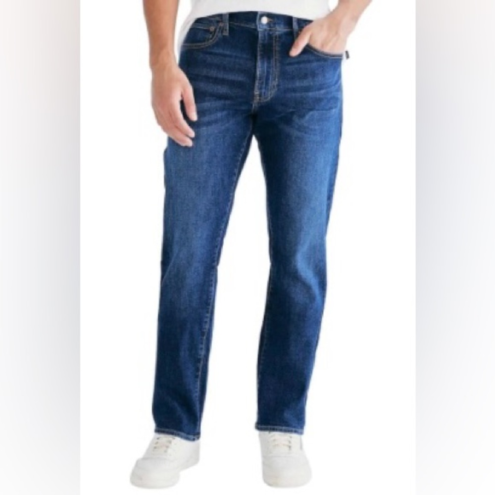 Lucky Brand mens Sz 38W 32LBlue Straight leg Jeans Classic Style